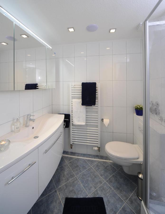 Lichtdurchflutete Ferienwohnung Mit Suedbalkon Вангероге Екстериор снимка