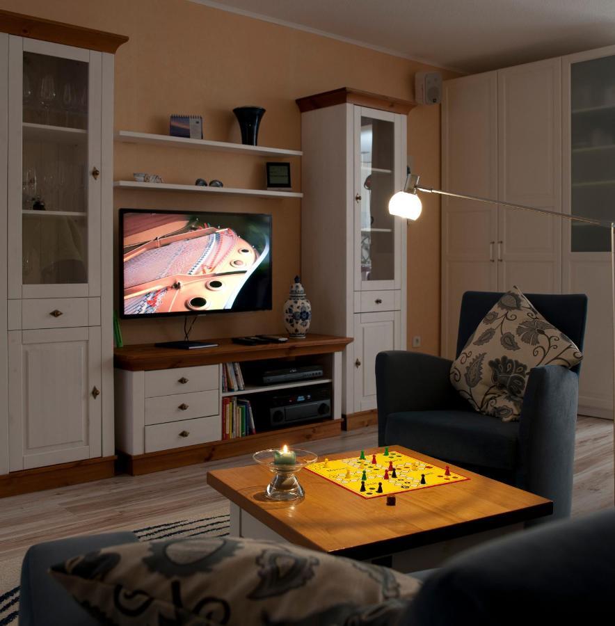 Lichtdurchflutete Ferienwohnung Mit Suedbalkon Вангероге Екстериор снимка